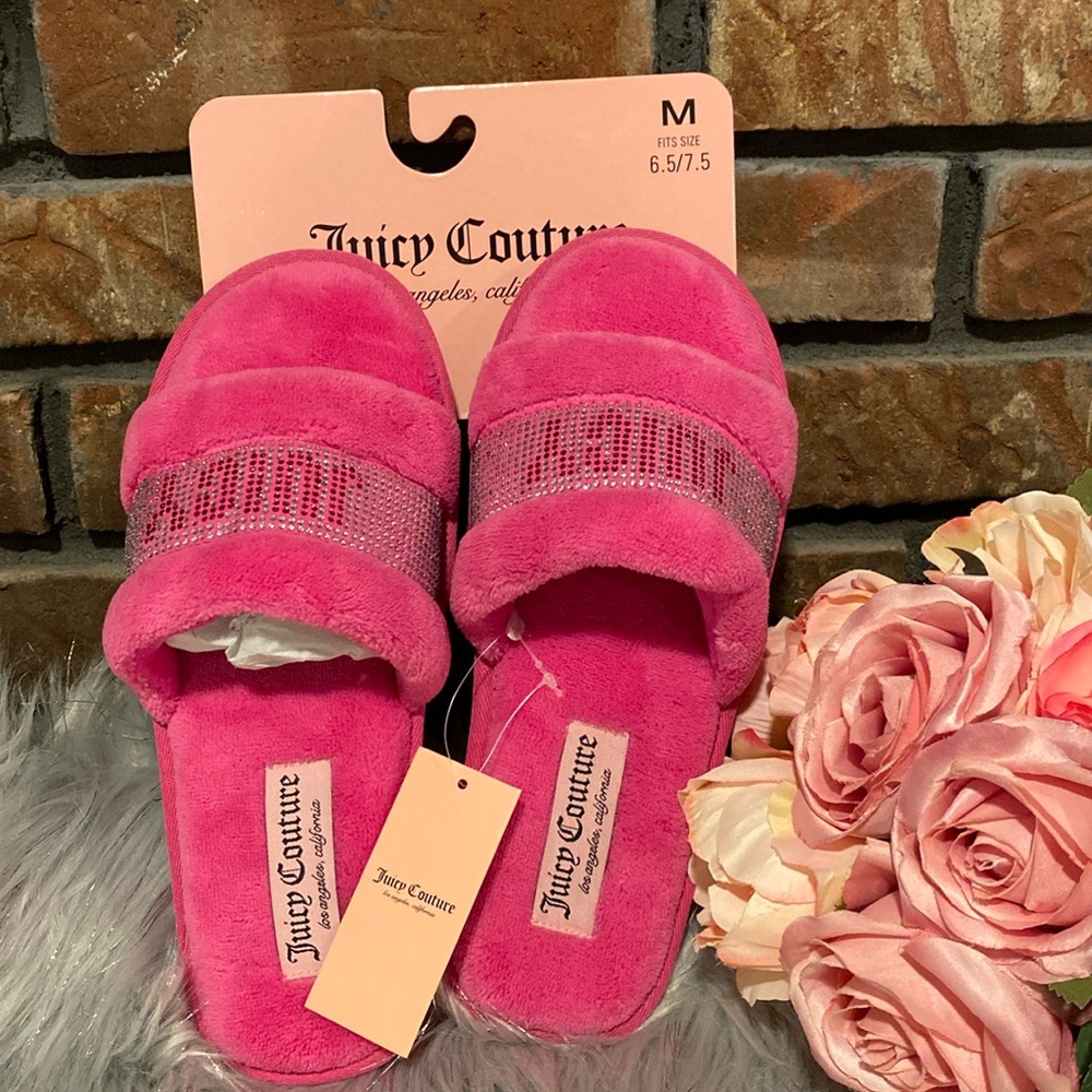 BNWT JUICY COUTURE Barbie Pink Fuzzy Slippers Womens Size Medium 6.5-7.5